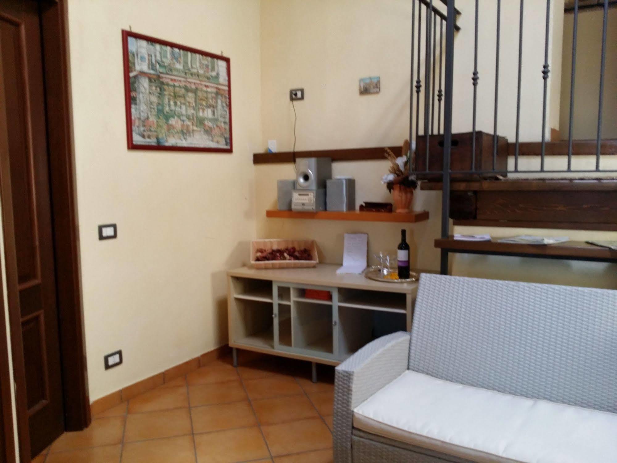 Casa Vacanza Spirito Libero Pianello  Екстер'єр фото
