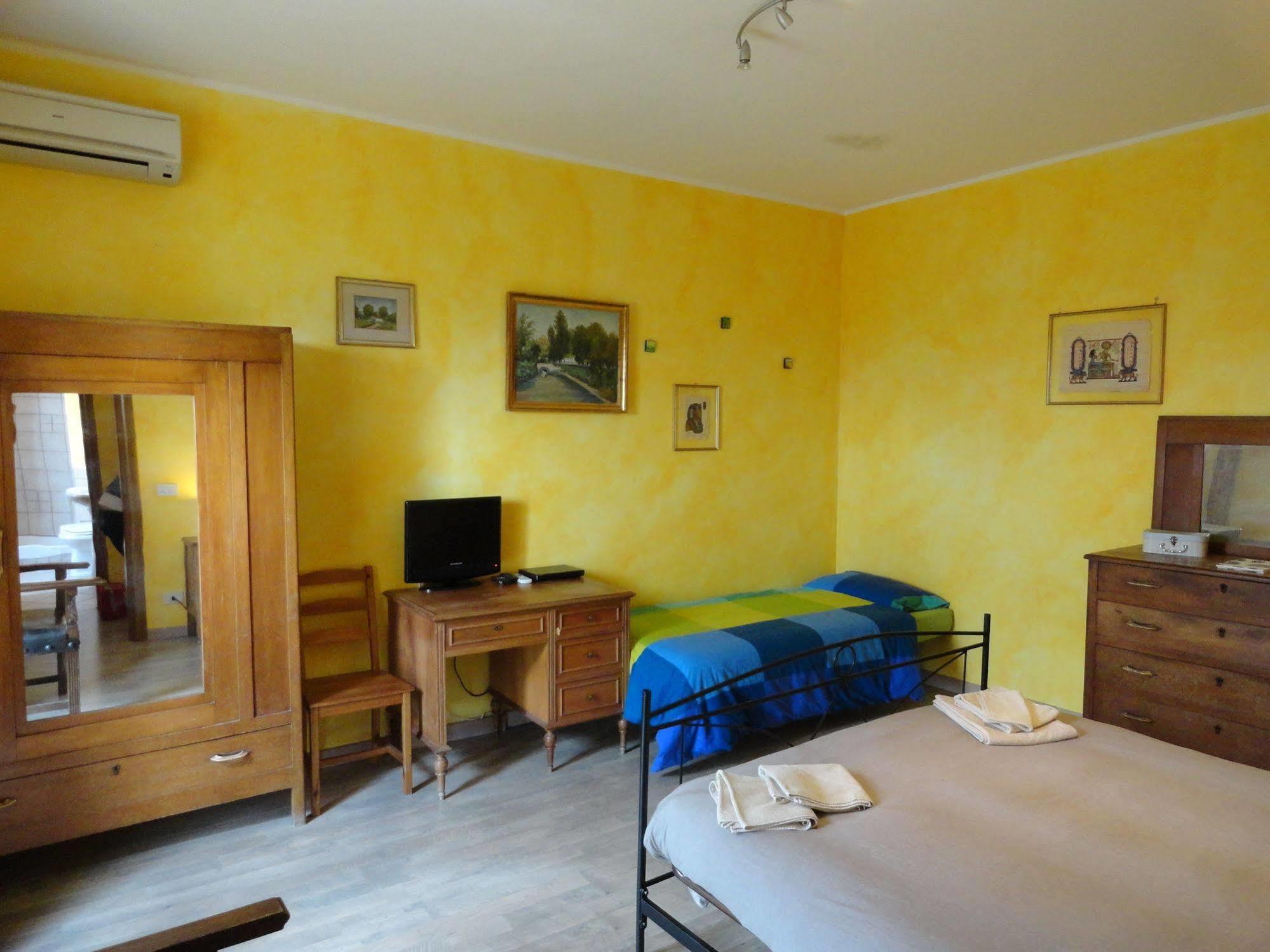Casa Vacanza Spirito Libero Pianello  Екстер'єр фото